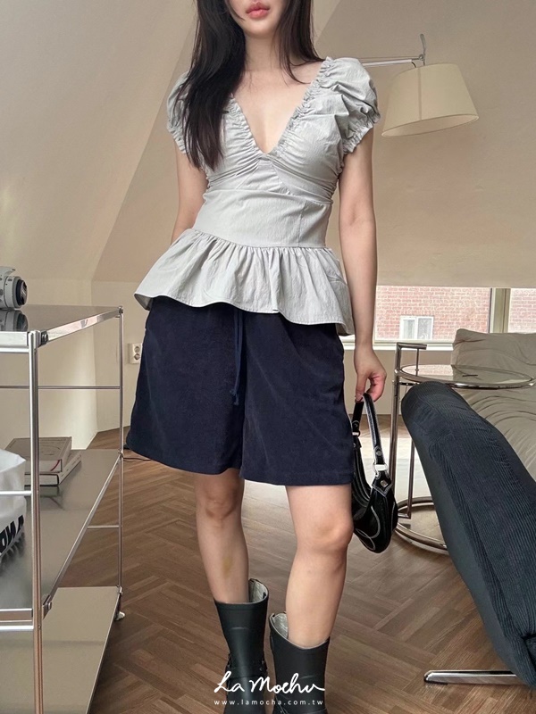 澎袖深V領澎下擺性感上衣